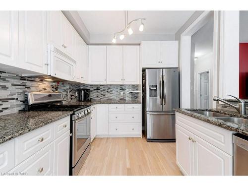 5232 Stonehaven Drive, Burlington, ON - Indoor Photo Showing Kitchen With Stainless Steel Kitchen With Double Sink With Upgraded Kitchen