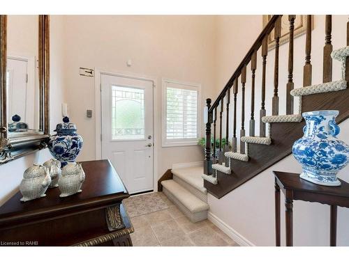 5232 Stonehaven Drive, Burlington, ON - Indoor Photo Showing Other Room