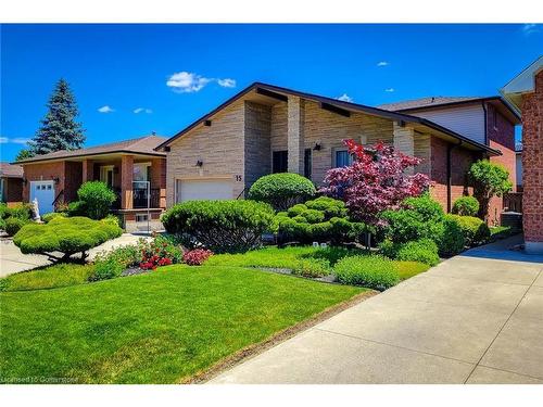 15 Presidio Drive, Hamilton, ON - Outdoor With Facade