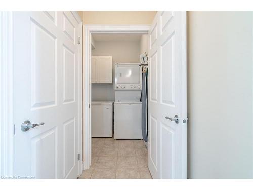 14-2165 Itabashi Way, Burlington, ON - Indoor Photo Showing Laundry Room