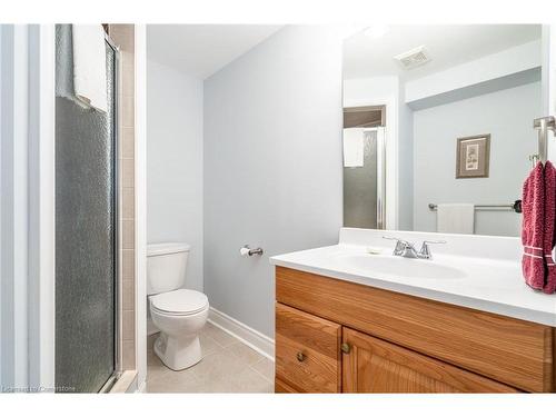 14-2165 Itabashi Way, Burlington, ON - Indoor Photo Showing Bathroom