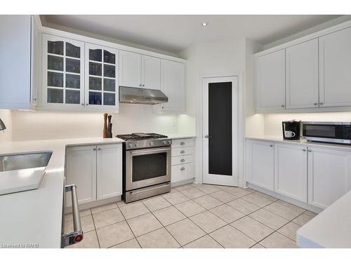 4268 Sarazen Drive, Burlington, ON - Indoor Photo Showing Kitchen