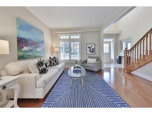 4268 Sarazen Drive, Burlington, ON - Indoor Photo Showing Living Room