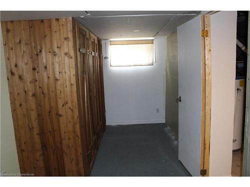 934 Upper Ottawa Street, Hamilton, ON - Indoor Photo Showing Other Room