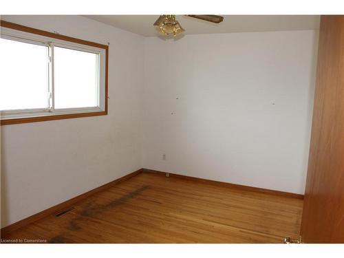 934 Upper Ottawa Street, Hamilton, ON - Indoor Photo Showing Other Room