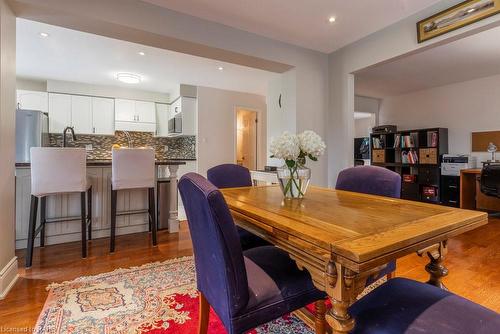 35 Banbury Drive, Ancaster, ON - Indoor Photo Showing Dining Room