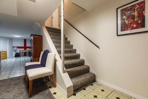 35 Banbury Drive, Ancaster, ON - Indoor Photo Showing Other Room