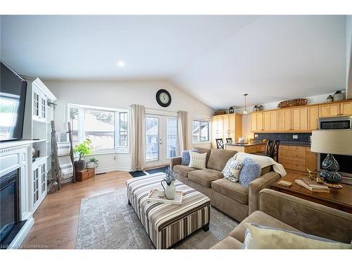 71 Dunkirk Drive, Hamilton, ON - Indoor Photo Showing Living Room With Fireplace