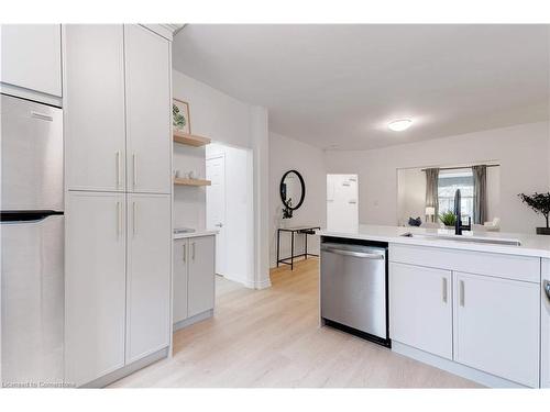 22 Francis Street, Hamilton, ON - Indoor Photo Showing Kitchen