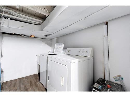 22 Francis Street, Hamilton, ON - Indoor Photo Showing Laundry Room