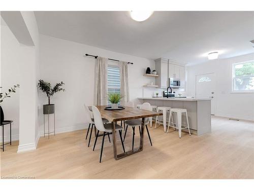 22 Francis Street, Hamilton, ON - Indoor Photo Showing Dining Room