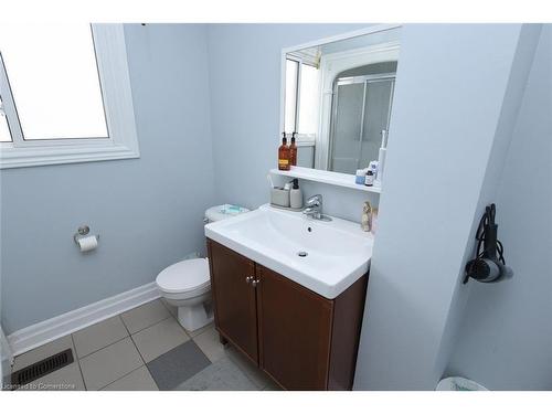 2-78 George Street, Hamilton, ON - Indoor Photo Showing Bathroom