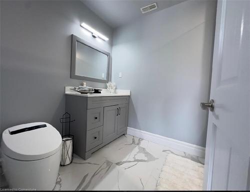 7566 Howard Avenue, Mcgregor, ON - Indoor Photo Showing Bathroom