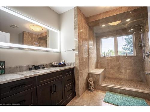 7566 Howard Avenue, Mcgregor, ON - Indoor Photo Showing Bathroom