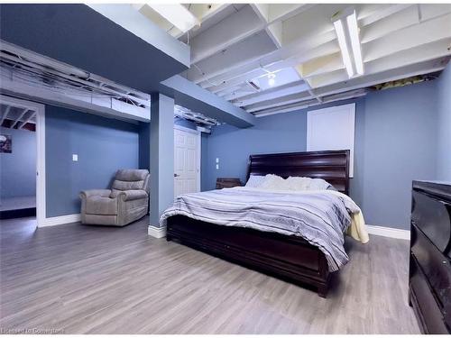 7566 Howard Avenue, Mcgregor, ON - Indoor Photo Showing Bedroom