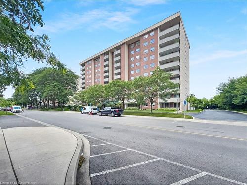 501-1425 Ghent Avenue, Burlington, ON - Outdoor With Balcony