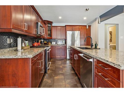 574 Tomahawk Crescent, Ancaster, ON - Indoor Photo Showing Kitchen With Stainless Steel Kitchen With Upgraded Kitchen