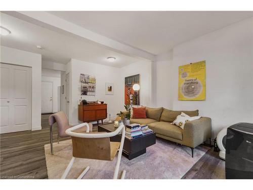 275 Dunsmure Road, Hamilton, ON - Indoor Photo Showing Living Room