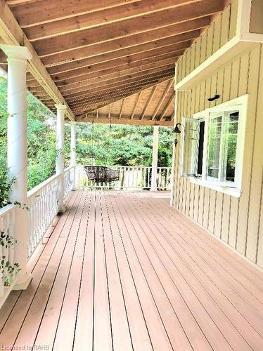 4251 King Street E, Beamsville, ON - Outdoor With Deck Patio Veranda With Exterior