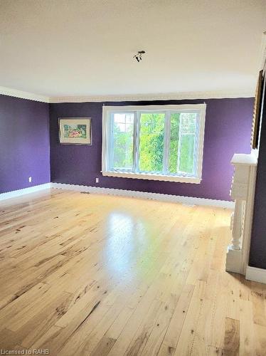 4251 King Street E, Beamsville, ON - Indoor Photo Showing Other Room