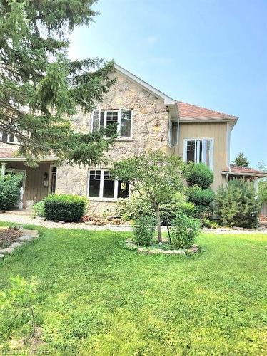 4251 King Street E, Beamsville, ON - Outdoor