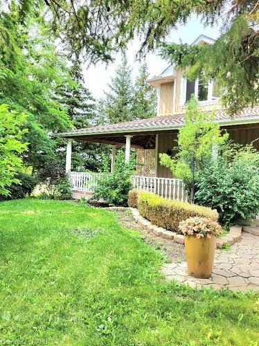 4251 King Street E, Beamsville, ON - Outdoor