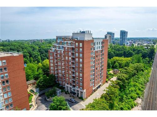 607-40 Old Mill Road, Oakville, ON - Outdoor With Balcony