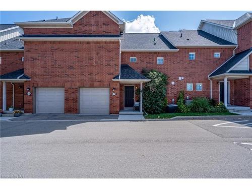 7-100 Beddoe Drive, Hamilton, ON - Outdoor