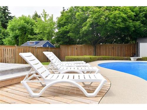 3 Suter Crescent, Dundas, ON - Outdoor With In Ground Pool