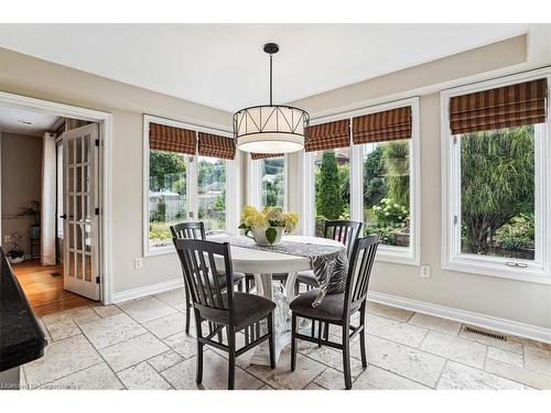 70 Glen Cannon Drive, Hamilton, ON - Indoor Photo Showing Dining Room