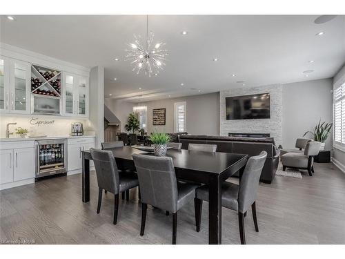 474 Dewitt Road, Stoney Creek, ON - Indoor Photo Showing Dining Room