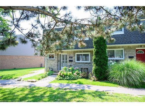 147-2050 Upper Middle Road, Burlington, ON - Outdoor