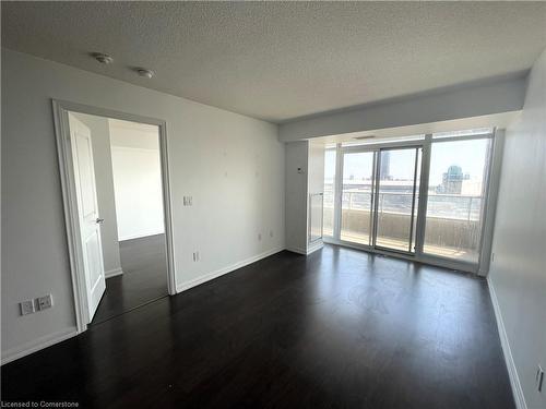 805-85 East Liberty Street E, Toronto, ON - Indoor Photo Showing Other Room