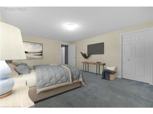 12-20 Courtland Drive, Brantford, ON - Indoor Photo Showing Bedroom