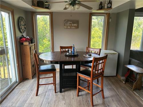 1407 Lakeshore Road, Selkirk, ON - Indoor Photo Showing Dining Room