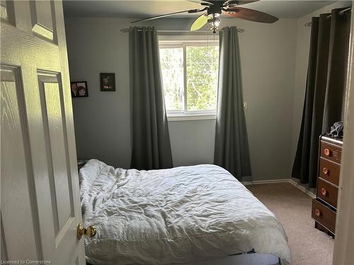 1407 Lakeshore Road, Selkirk, ON - Indoor Photo Showing Bedroom