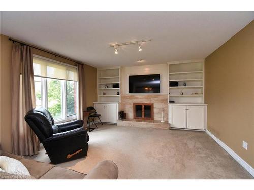 43 Glenayr Street, Hamilton, ON - Indoor Photo Showing Living Room With Fireplace