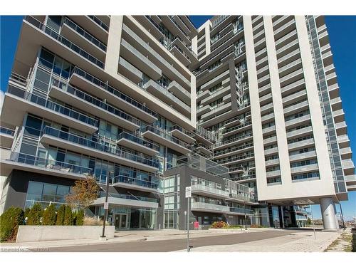 1404-2081 Fairview Street, Burlington, ON - Outdoor With Balcony