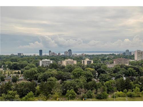 1404-2081 Fairview Street, Burlington, ON - Outdoor With View