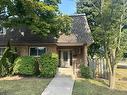 1-688 Dynes Road, Burlington, ON  - Outdoor 