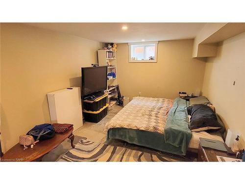 384 Talbot Street, Hamilton, ON - Indoor