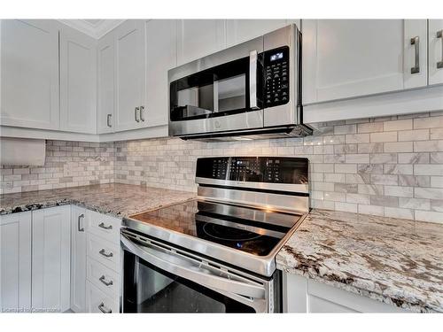 26 Jacqueline Boulevard, Hamilton, ON - Indoor Photo Showing Kitchen