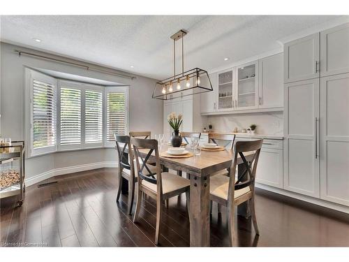 26 Jacqueline Boulevard, Hamilton, ON - Indoor Photo Showing Dining Room