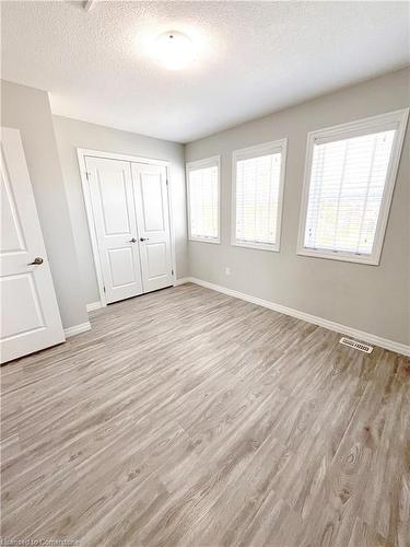 41 Kendell Lane, Ingersoll, ON - Indoor Photo Showing Other Room