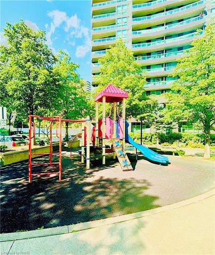 2309-1 Elm Drive W, Mississauga, ON 