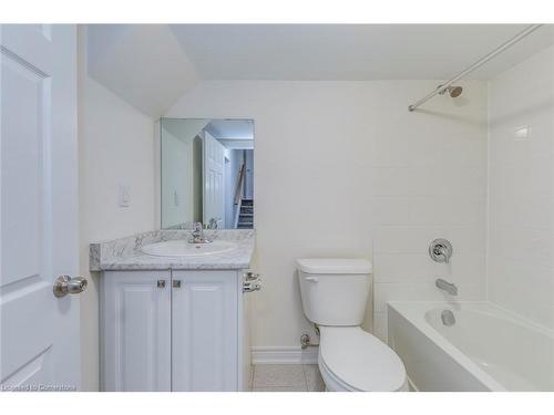 3147 Goodyear Road, Burlington, ON - Indoor Photo Showing Bathroom