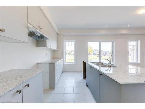 3147 Goodyear Road, Burlington, ON - Indoor Photo Showing Kitchen With Double Sink