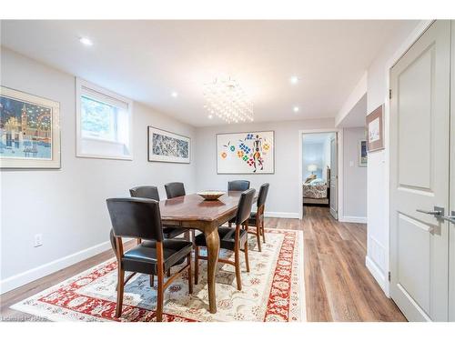 4306 Lakeshore Road, Burlington, ON - Indoor Photo Showing Dining Room