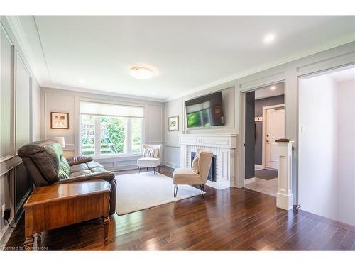 360 North Shore Boulevard E, Burlington, ON - Indoor Photo Showing Living Room With Fireplace