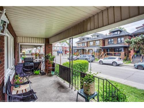 25 Chestnut Avenue, Hamilton, ON - Outdoor